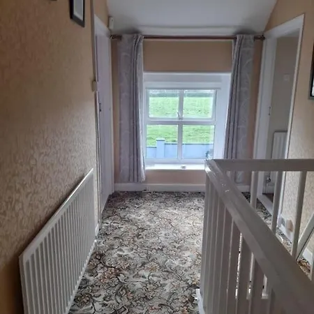 The Hollow Holiday home